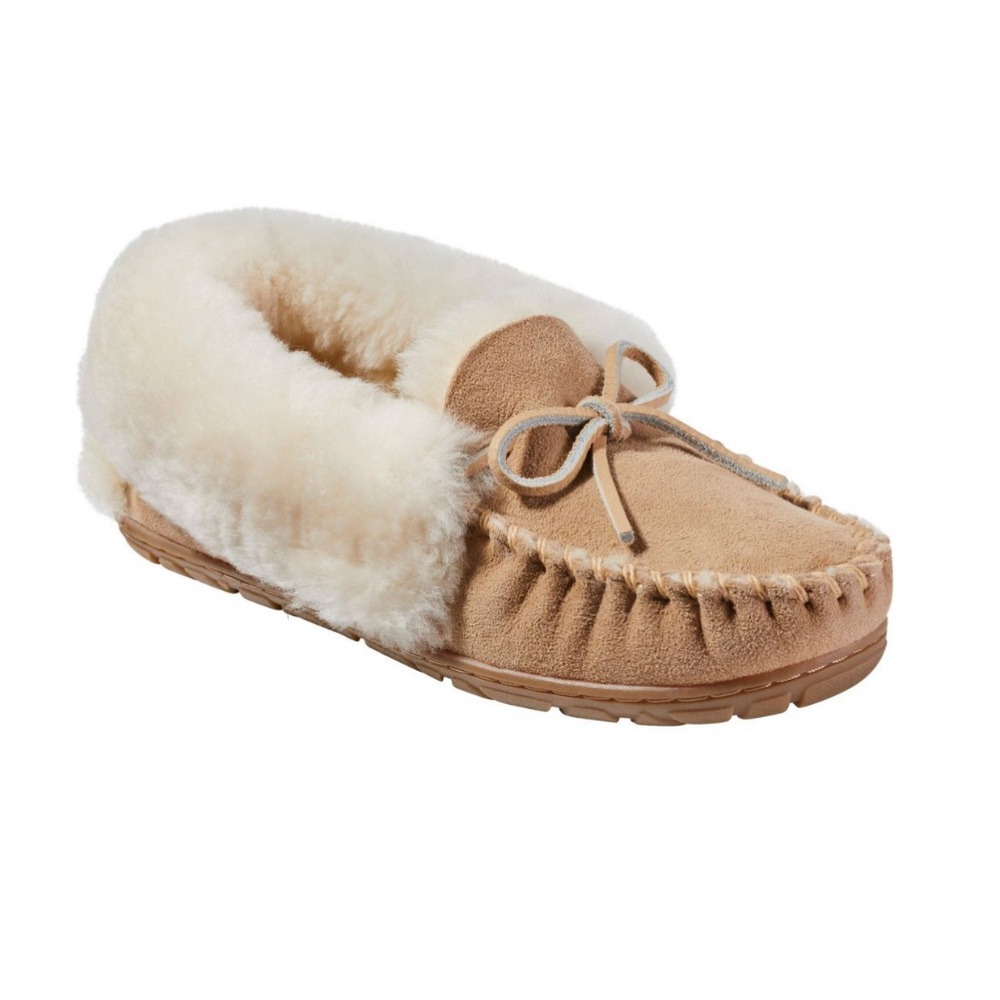 NIB LLBean Wicked Good Moccasin Slippers, W9, in natural